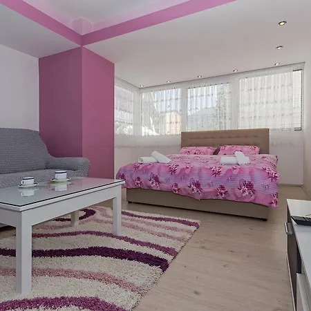 Lazo'S Apartments Охрид Екстериор снимка