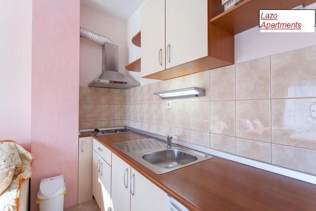Apartment Lazo's
